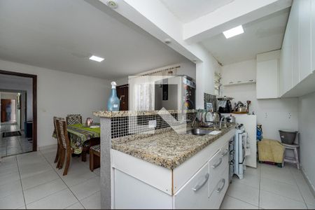 Casa à venda com 160m², 2 quartos e 4 vagasCozinha