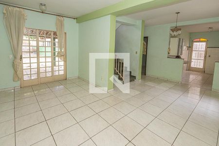 Sala de casa à venda com 5 quartos, 600m² em Serrano, Belo Horizonte