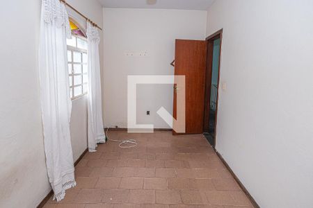 Casa à venda com 600m², 5 quartos e 6 vagasQuarto 4
