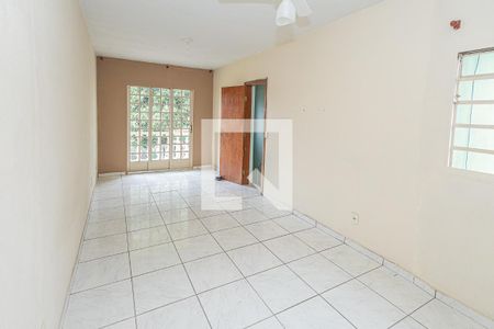 Casa à venda com 600m², 5 quartos e 6 vagasQuarto 2 - suite/ 2º andar