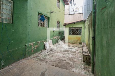 Casa à venda com 600m², 5 quartos e 6 vagasQuintal