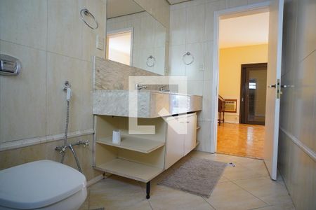 Banheiro da Suíte de apartamento para alugar com 3 quartos, 180m² em Moinhos de Vento, Porto Alegre