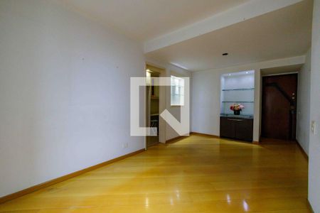 Sala de apartamento à venda com 2 quartos, 68m² em Barra da Tijuca, Rio de Janeiro
