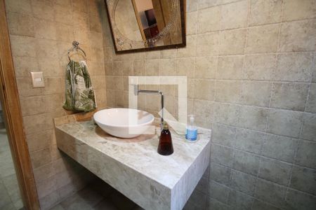 Casa à venda com 400m², 4 quartos e 3 vagasLavabo