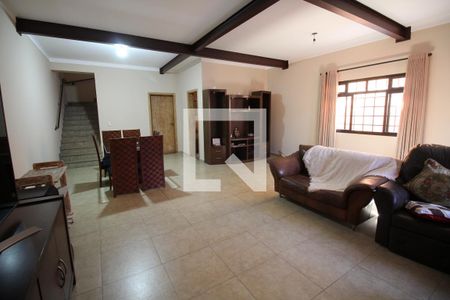 Sala de casa à venda com 4 quartos, 400m² em Vila Monumento, São Paulo