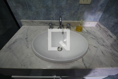 Casa à venda com 400m², 4 quartos e 3 vagasBanheiro da Suíte 1