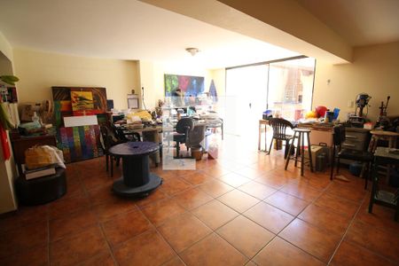 Casa à venda com 400m², 4 quartos e 3 vagasÁrea comum - Salão de festas