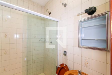 Casa para alugar com 99m², 3 quartos e 4 vagasBanheiro