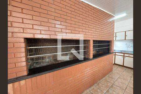 Apartamento à venda com 131m², 3 quartos e 2 vagas Apartamento à venda com 131m², 3 quartos e 2 vagasÁrea comum - Churrasqueira