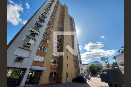 Apartamento à venda com 131m², 3 quartos e 2 vagas Apartamento à venda com 131m², 3 quartos e 2 vagasFachada
