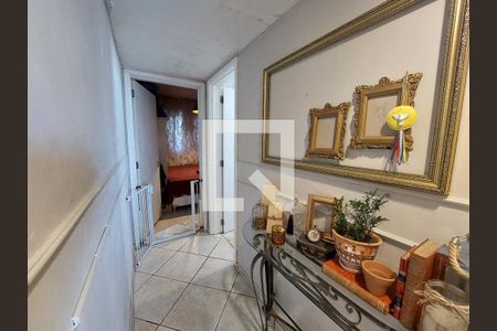 Apartamento à venda com 131m², 3 quartos e 2 vagas Apartamento à venda com 131m², 3 quartos e 2 vagasAcesso aos Quartos