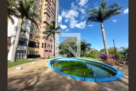 Apartamento à venda com 131m², 3 quartos e 2 vagas Apartamento à venda com 131m², 3 quartos e 2 vagasÁrea comum - Piscina