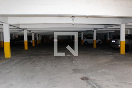 Apartamento à venda com 131m², 3 quartos e 2 vagas Apartamento à venda com 131m², 3 quartos e 2 vagasGaragem