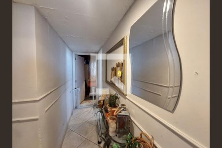 Apartamento à venda com 131m², 3 quartos e 2 vagas Apartamento à venda com 131m², 3 quartos e 2 vagasAcesso aos Quartos