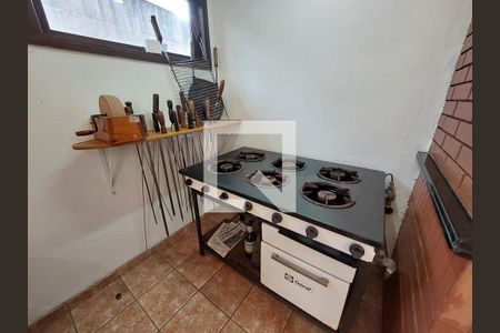 Apartamento à venda com 131m², 3 quartos e 2 vagas Apartamento à venda com 131m², 3 quartos e 2 vagasÁrea comum - Churrasqueira