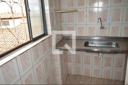 Casa à venda com 180m², 4 quartos e 2 vagasCozinha