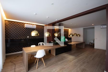 Apartamento para alugar com 39m², 1 quarto e 1 vaga Apartamento para alugar com 39m², 1 quarto e 1 vagaÁrea comum - Salão de festas