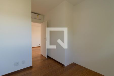 Apartamento à venda com 342m², 3 quartos e 6 vagas Apartamento à venda com 342m², 3 quartos e 6 vagasSuíte 3