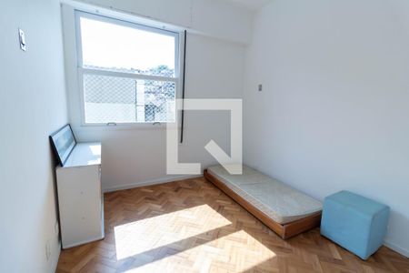 Quarto 1 de apartamento para alugar com 2 quartos, 80m² em Laranjeiras, Rio de Janeiro