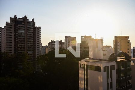Apartamento à venda com 500m², 4 quartos e 5 vagasVista