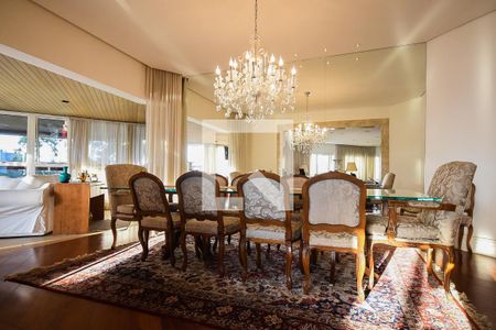 Apartamento à venda com 500m², 4 quartos e 5 vagasSala