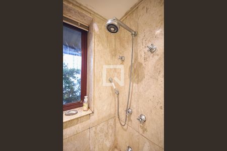 Apartamento à venda com 500m², 4 quartos e 5 vagasBanheiro da Suíte 4