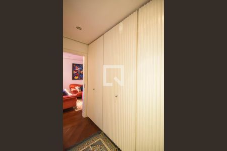 Apartamento à venda com 500m², 4 quartos e 5 vagasArmário da copa