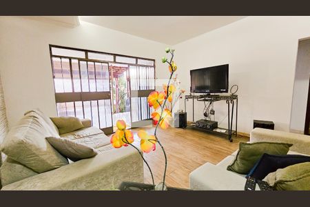 Sala 01 de casa à venda com 4 quartos, 177m² em Dom Cabral, Belo Horizonte