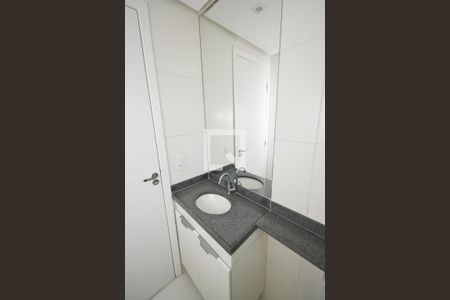 Apartamento para alugar com 55m², 2 quartos e 2 vagas Apartamento para alugar com 55m², 2 quartos e 2 vagasBanheiro da Suíte