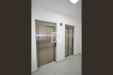 Apartamento para alugar com 55m², 2 quartos e 2 vagas Apartamento para alugar com 55m², 2 quartos e 2 vagasElevador