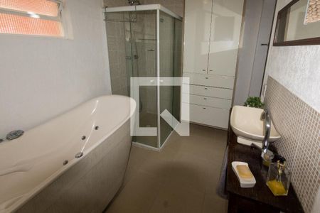 Apartamento à venda com 101m², 2 quartos e sem vagaBanheiro 2