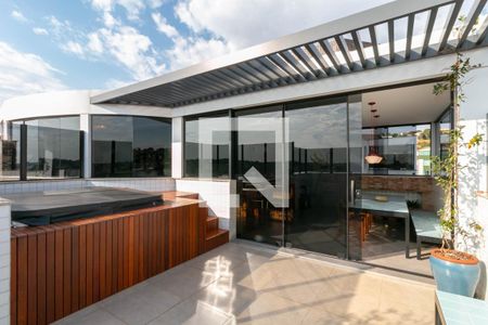 Apartamento à venda com 200m², 3 quartos e 4 vagas Apartamento à venda com 200m², 3 quartos e 4 vagasCobertura