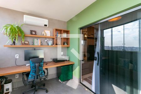 Apartamento à venda com 200m², 3 quartos e 4 vagas Apartamento à venda com 200m², 3 quartos e 4 vagasCobertura