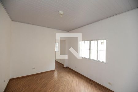 Sala de casa à venda com 4 quartos, 120m² em Parque Santa Madalena, São Paulo