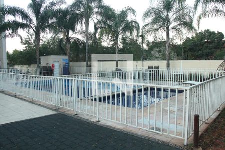 Apartamento para alugar com 65m², 2 quartos e 1 vagaarea comum piscina