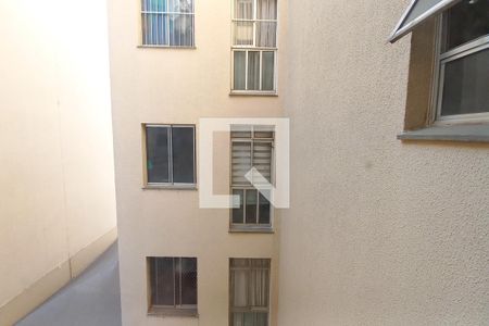 Vista da Sala  de apartamento para alugar com 2 quartos, 45m² em Vila Pompéia, Campinas
