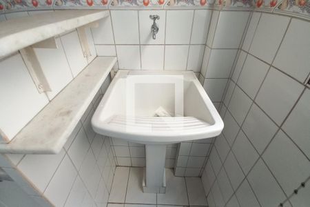 Apartamento para alugar com 45m², 2 quartos e 1 vagaÁrea de Serviço 