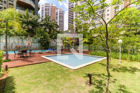 Apartamento para alugar com 80m², 2 quartos e 2 vagasÁrea comum - Piscina