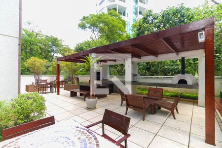 Apartamento para alugar com 80m², 2 quartos e 2 vagasÁrea comum - Churrasqueira