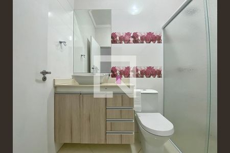 Casa à venda com 350m², 4 quartos e 4 vagasBanheiro da Suíte 4