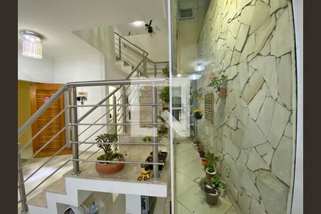 Casa à venda com 350m², 4 quartos e 4 vagasSala