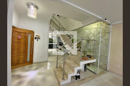 Casa à venda com 350m², 4 quartos e 4 vagasSala