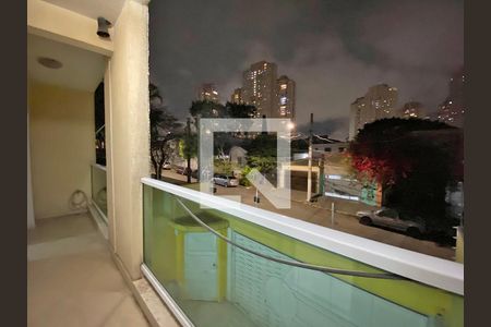 Casa à venda com 350m², 4 quartos e 4 vagasVaranda - suítes 1 e 2