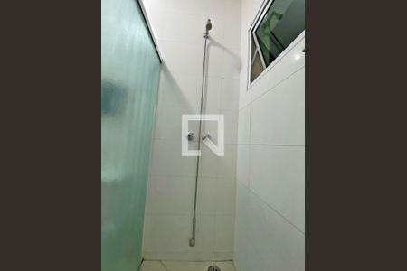 Casa à venda com 350m², 4 quartos e 4 vagasBanheiro da Suíte 1