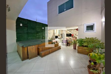 Casa à venda com 350m², 4 quartos e 4 vagasSpa/hidromassagem