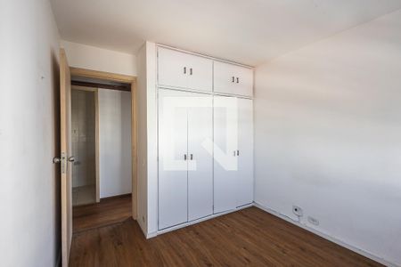 Apartamento à venda com 75m², 2 quartos e 2 vagasQuarto 2