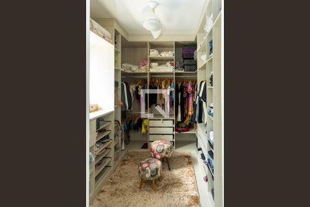 Casa à venda com 450m², 4 quartos e 4 vagasCloset da suíte 1