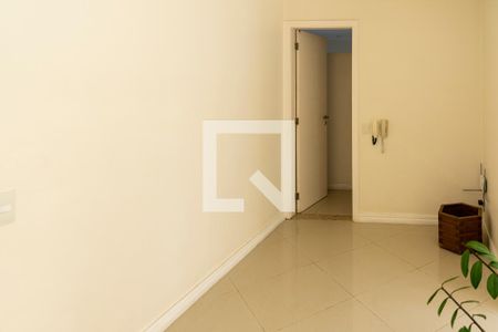 Casa à venda com 450m², 4 quartos e 4 vagasCorredordos Quartos