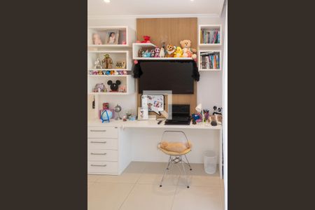 Casa à venda com 450m², 4 quartos e 4 vagasQuarto Suite 4