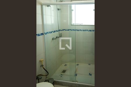 Casa à venda com 450m², 4 quartos e 4 vagasBanheiro Suite 3 e 4